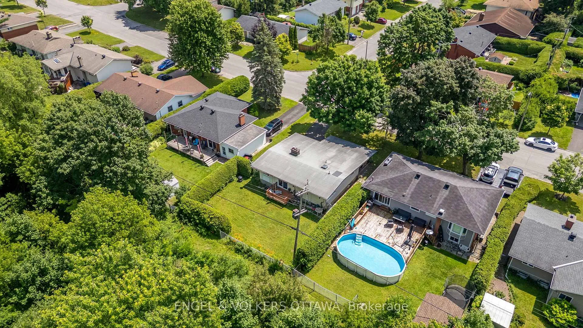 Photo 473 of 941 Cromwell Drive, Ottawa, Riverside Park — HOMEH