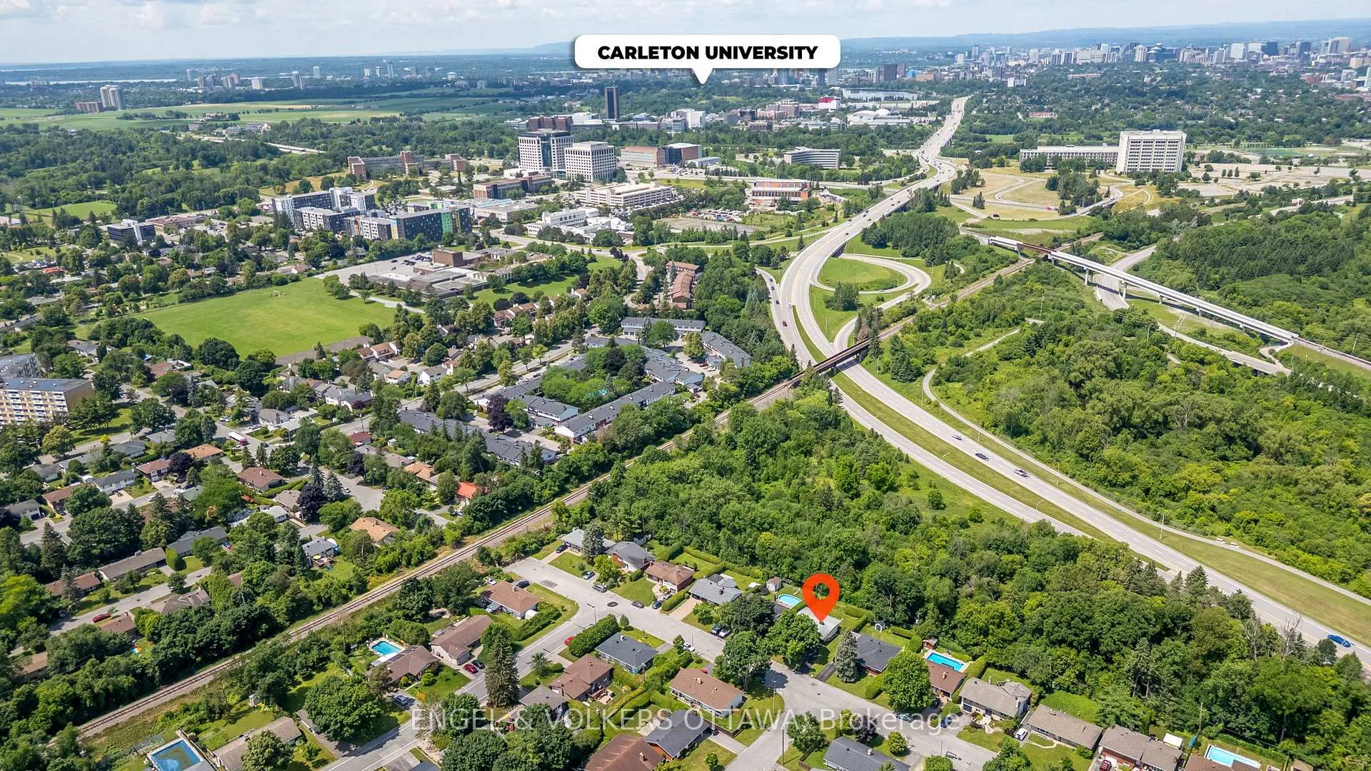Photo 492 of 941 Cromwell Drive, Ottawa, Riverside Park — HOMEH