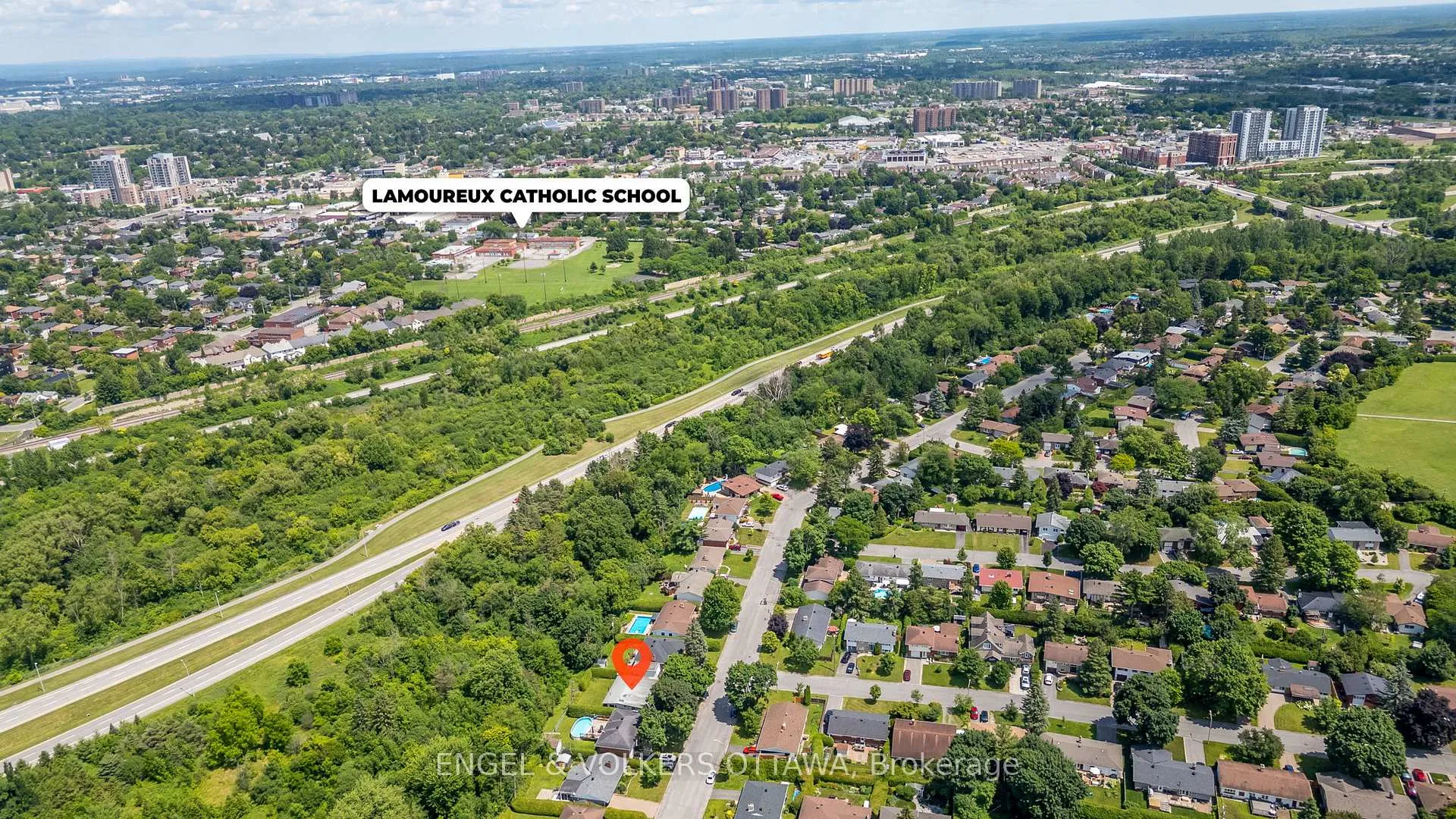 Photo 525 of 941 Cromwell Drive, Ottawa, Riverside Park — HOMEH