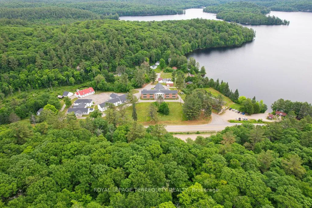 Photo 5 of 20130 ON-35, Algonquin Highlands, Sherborne — HOMEH