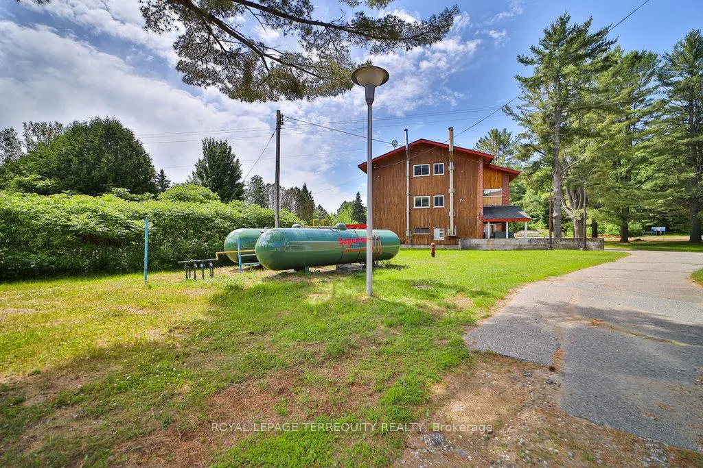 Photo 441 of 20130 ON-35, Algonquin Highlands, Sherborne — HOMEH