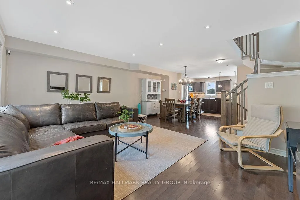 Photo 203 of 116 Brilia Private, Ottawa, Beacon Hill South — HOMEH