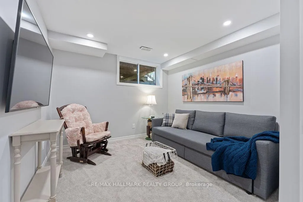 Photo 403 of 116 Brilia Private, Ottawa, Beacon Hill South — HOMEH