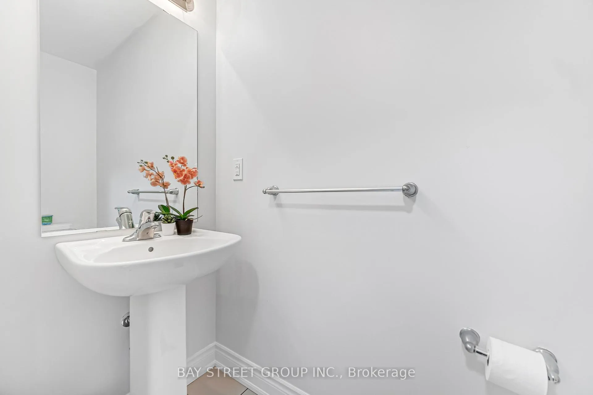 Photo 7 of 60 Mohandas Drive, Markham, Cedarwood — HOMEH