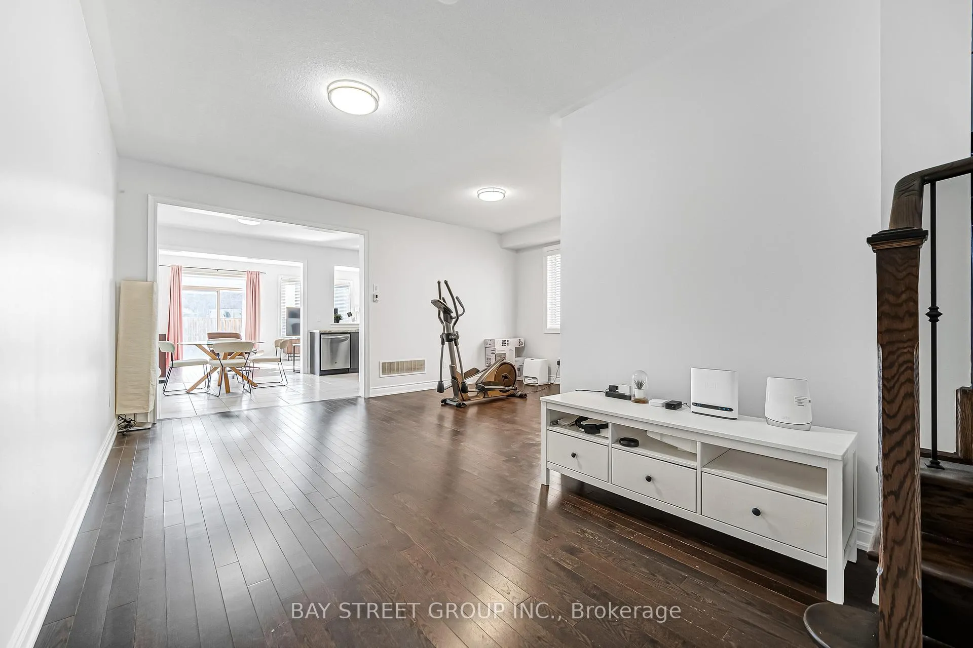 Photo 11 of 60 Mohandas Drive, Markham, Cedarwood — HOMEH