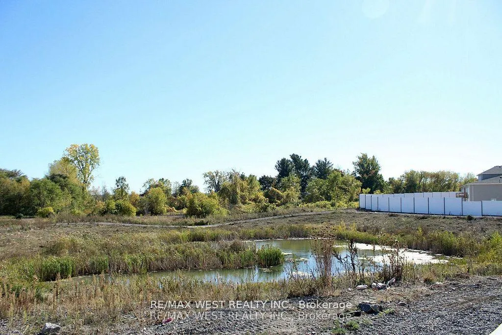 Photo 14 of 26 Glacier Crescent, Belleville, Belleville Ward — HOMEH