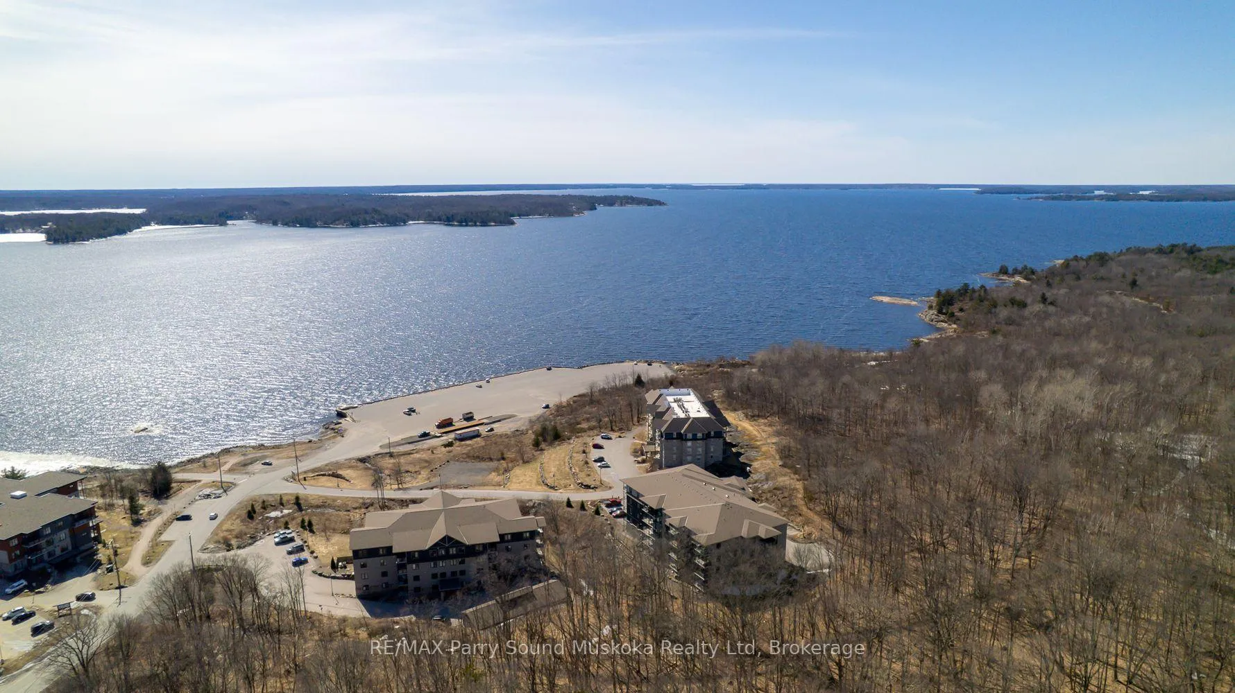 Photo 2 of Unit 401, 11B Salt Dock Road, Parry Sound — HOMEH