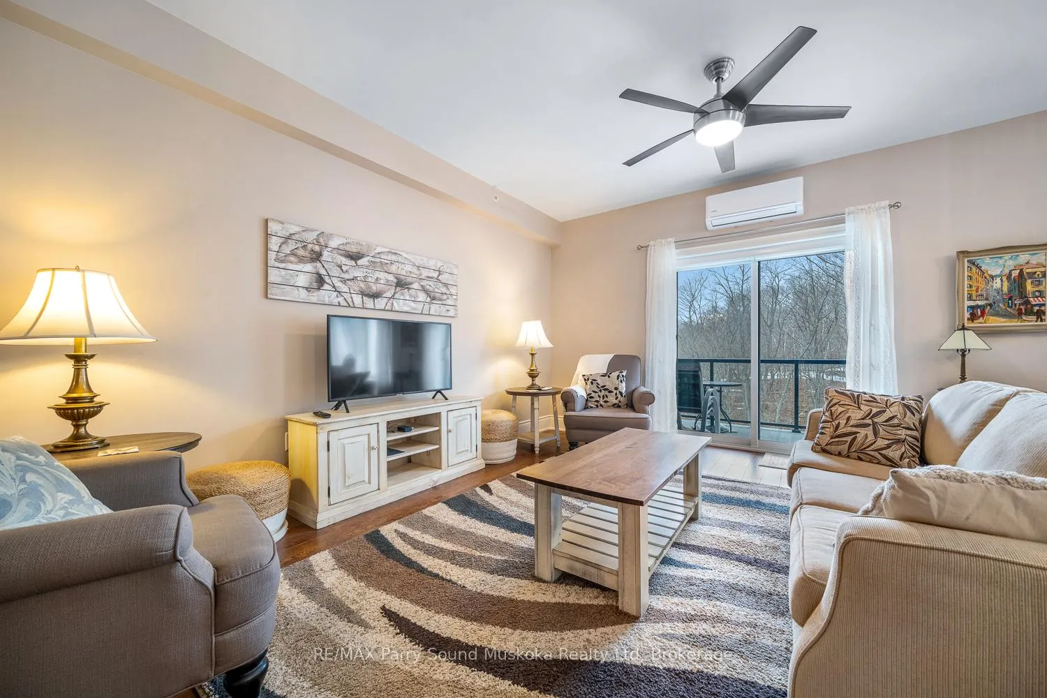 Photo 13 of Unit 401, 11B Salt Dock Road, Parry Sound — HOMEH