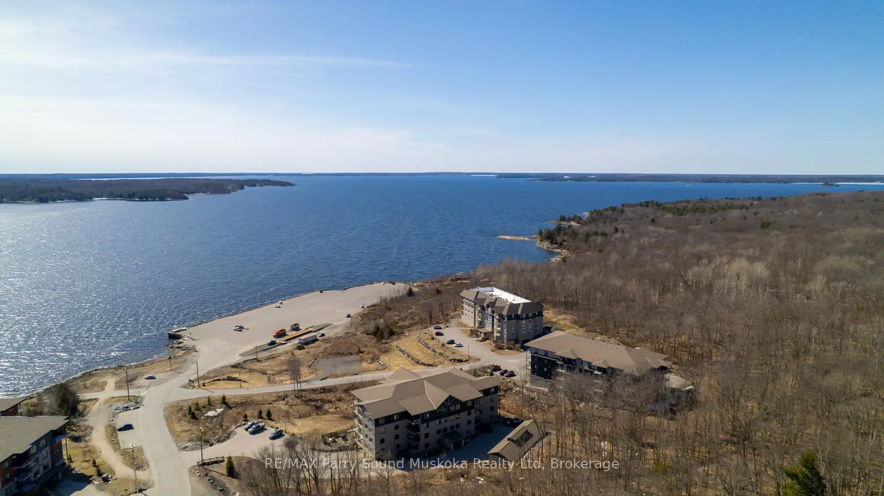 Photo 34 of Unit 401, 11B Salt Dock Road, Parry Sound — HOMEH