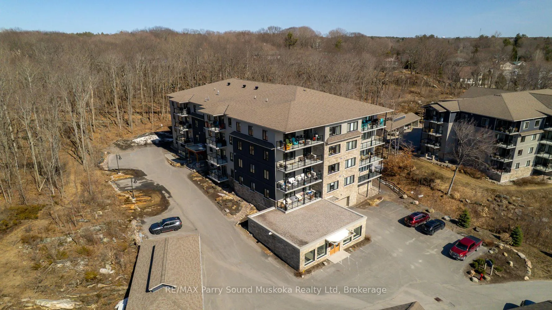 Photo 39 of Unit 401, 11B Salt Dock Road, Parry Sound — HOMEH