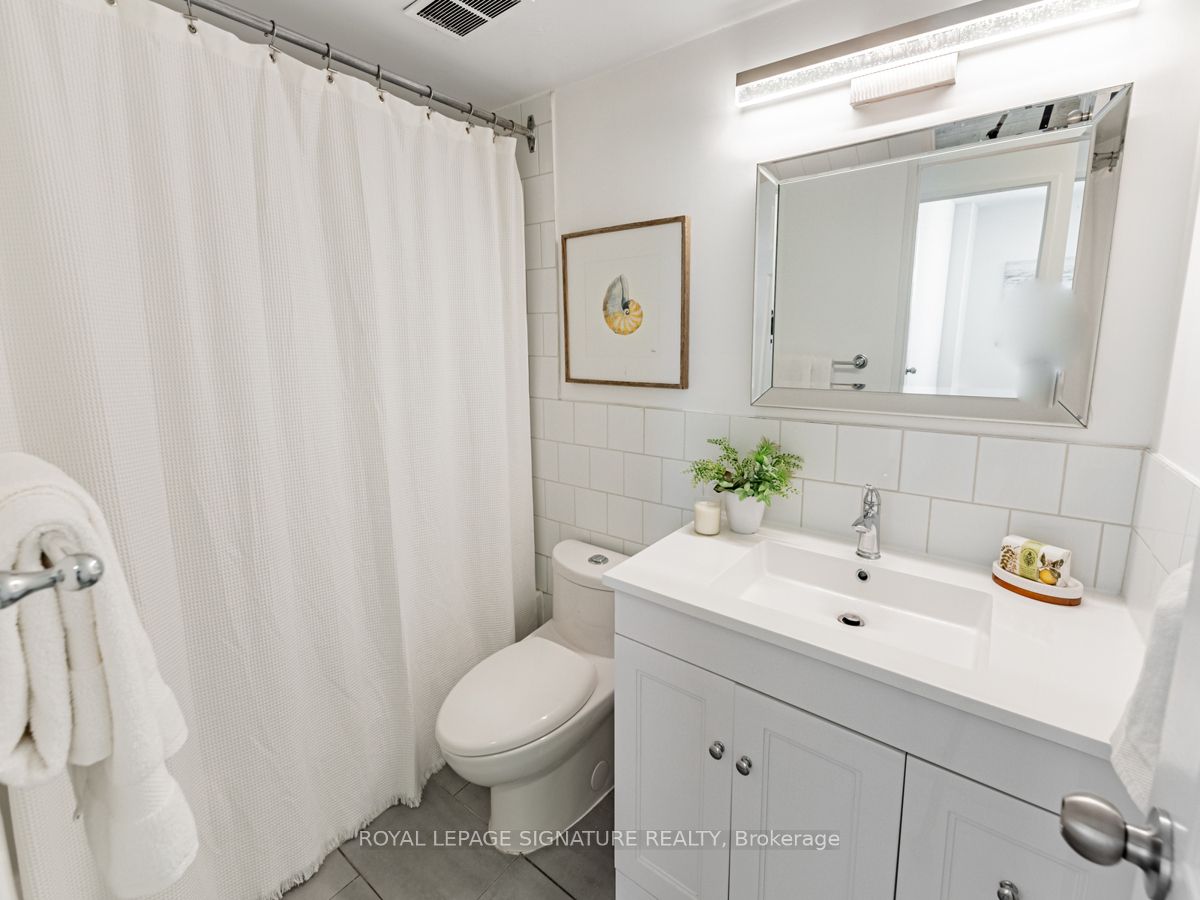 Photo 60 of Unit 1507, 60 Pavane Linkway, Toronto, Flemingdon Park — HOMEH