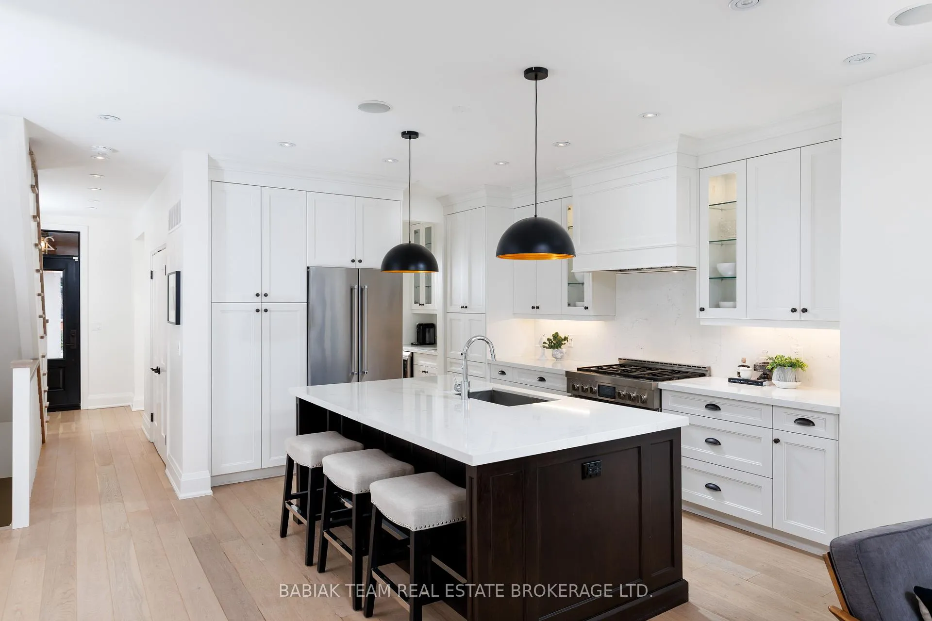 Photo 13 of 264 Pacfic Avenue, Toronto, High Park North — HOMEH
