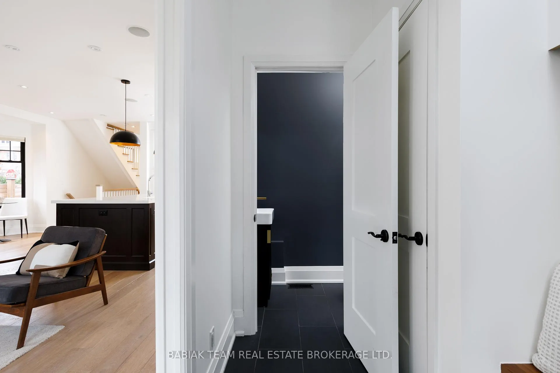 Photo 19 of 264 Pacfic Avenue, Toronto, High Park North — HOMEH