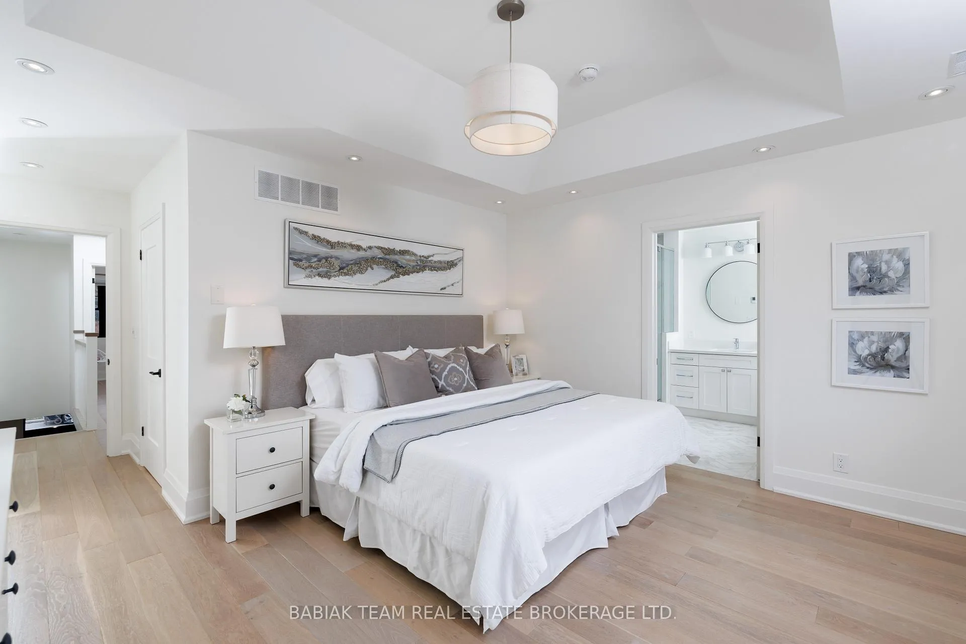 Photo 24 of 264 Pacfic Avenue, Toronto, High Park North — HOMEH