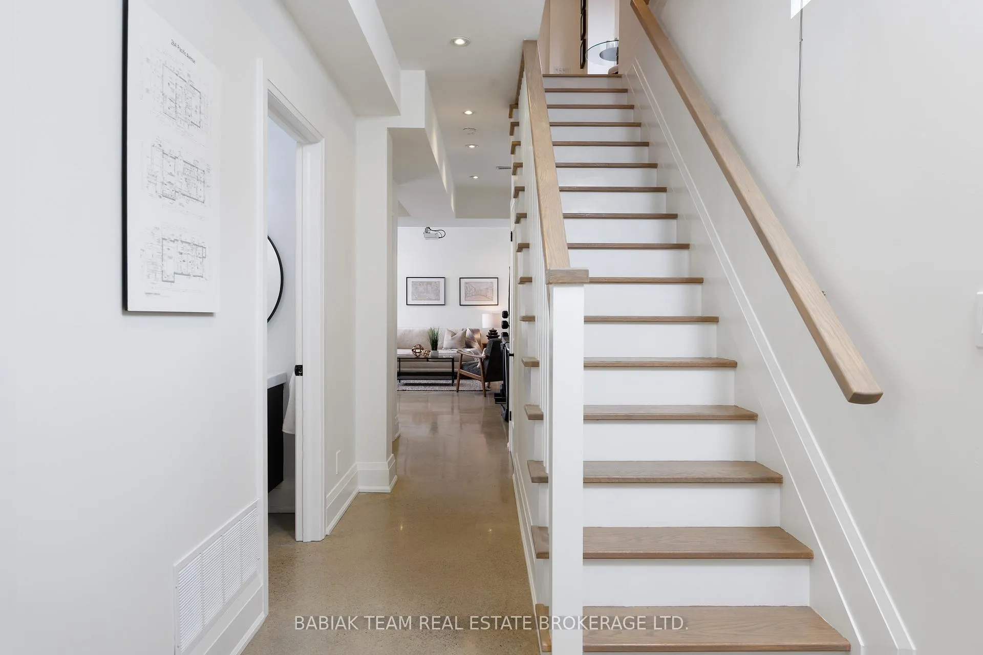 Photo 34 of 264 Pacfic Avenue, Toronto, High Park North — HOMEH