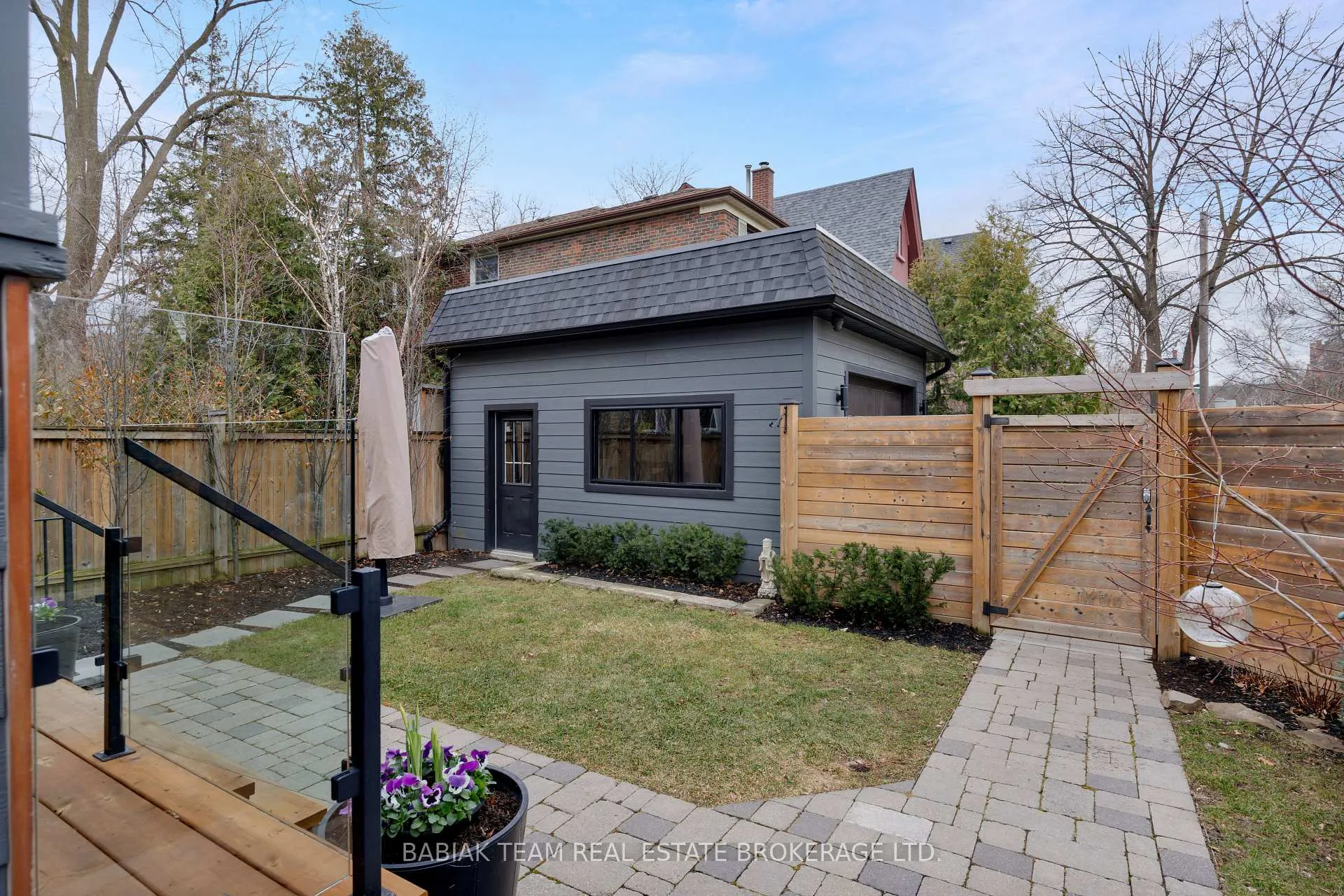 Photo 45 of 264 Pacfic Avenue, Toronto, High Park North — HOMEH