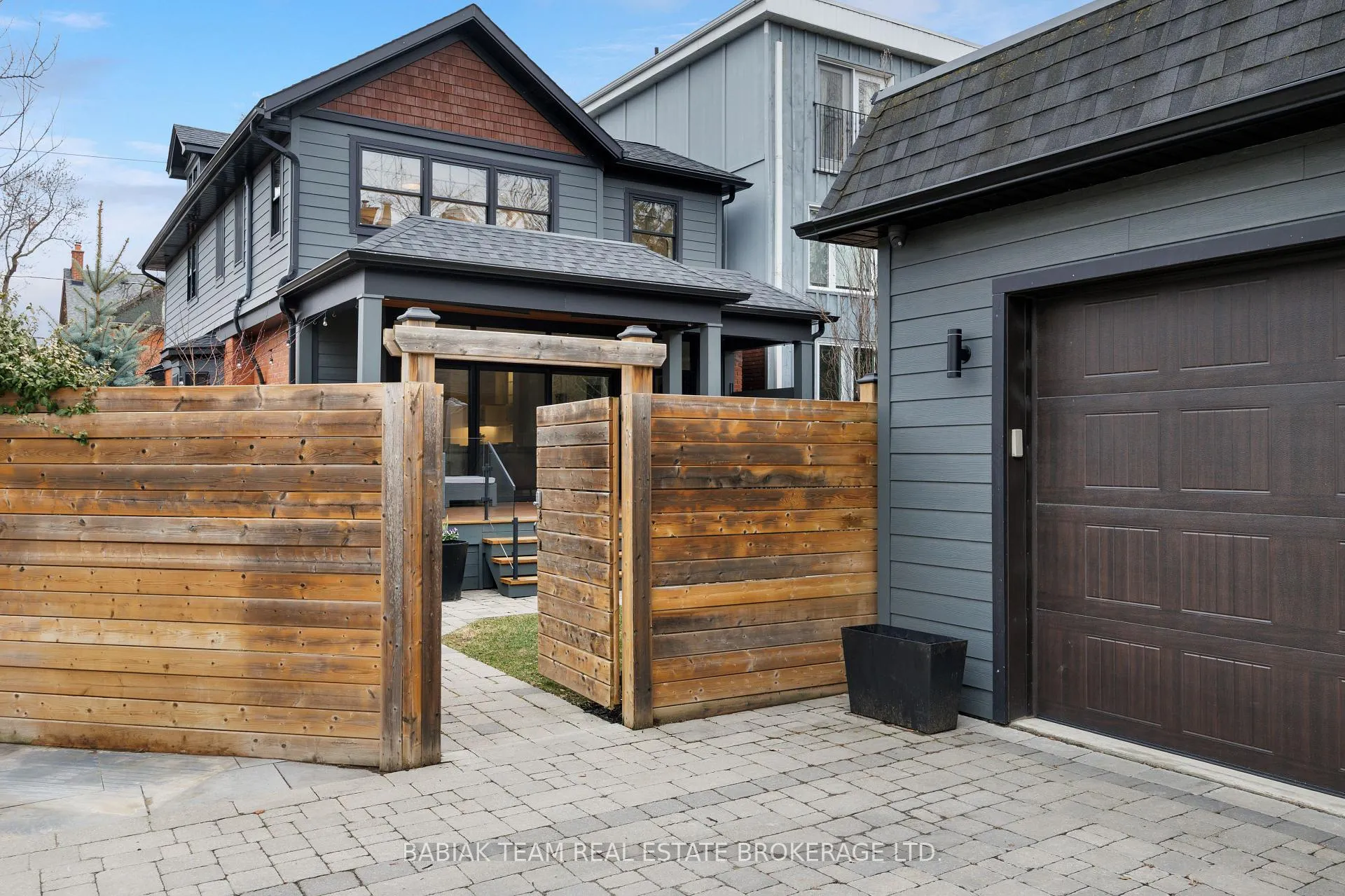 Photo 47 of 264 Pacfic Avenue, Toronto, High Park North — HOMEH