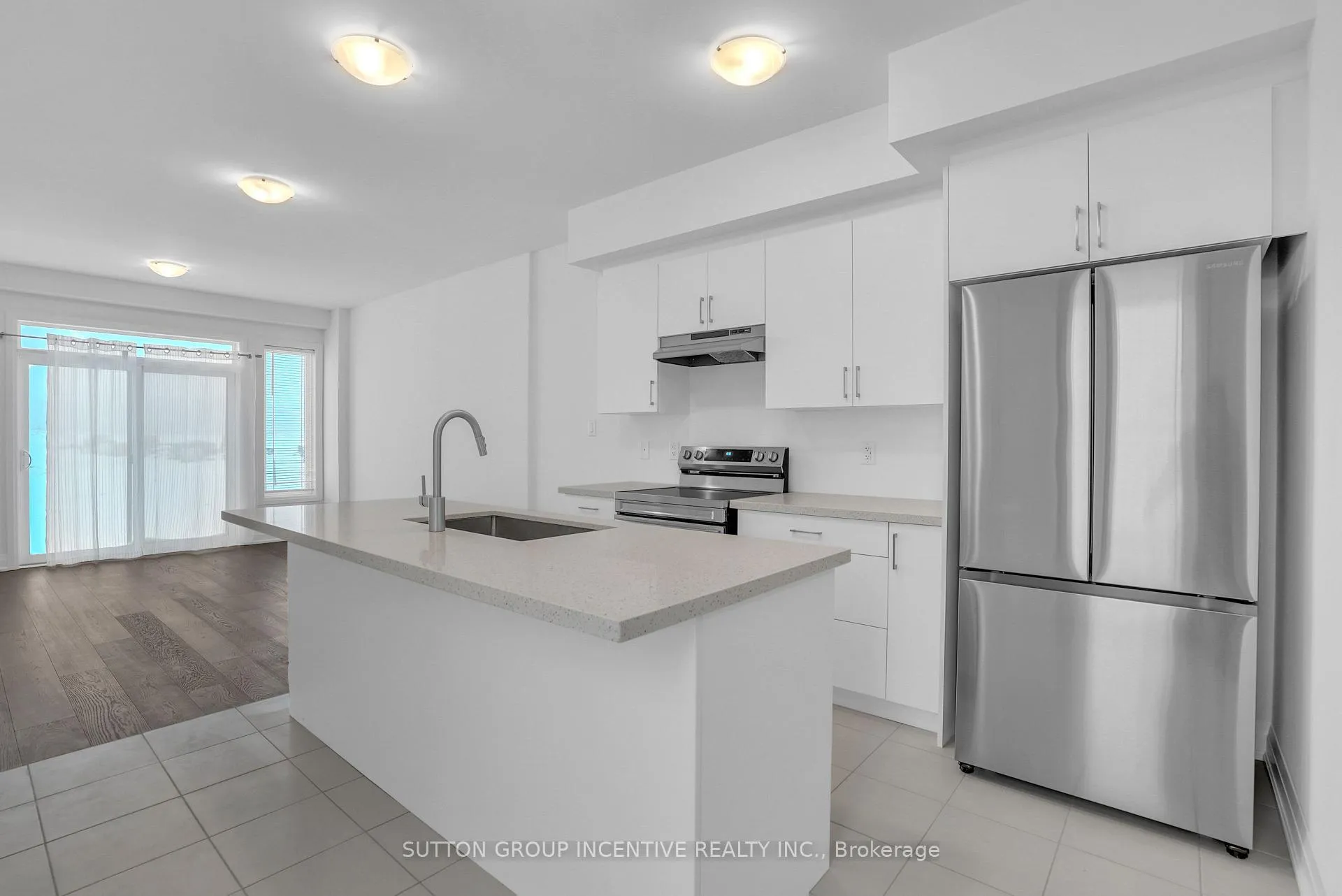 Photo 6 of Unit 1, 3 Ranch Terrace, Barrie, Rural Barrie Southeast — HOMEH