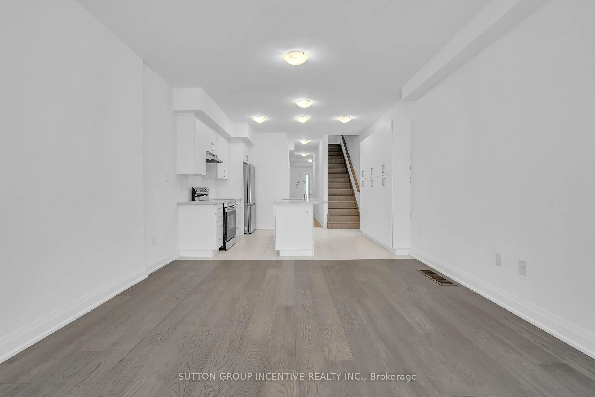 Photo 14 of Unit 1, 3 Ranch Terrace, Barrie, Rural Barrie Southeast — HOMEH