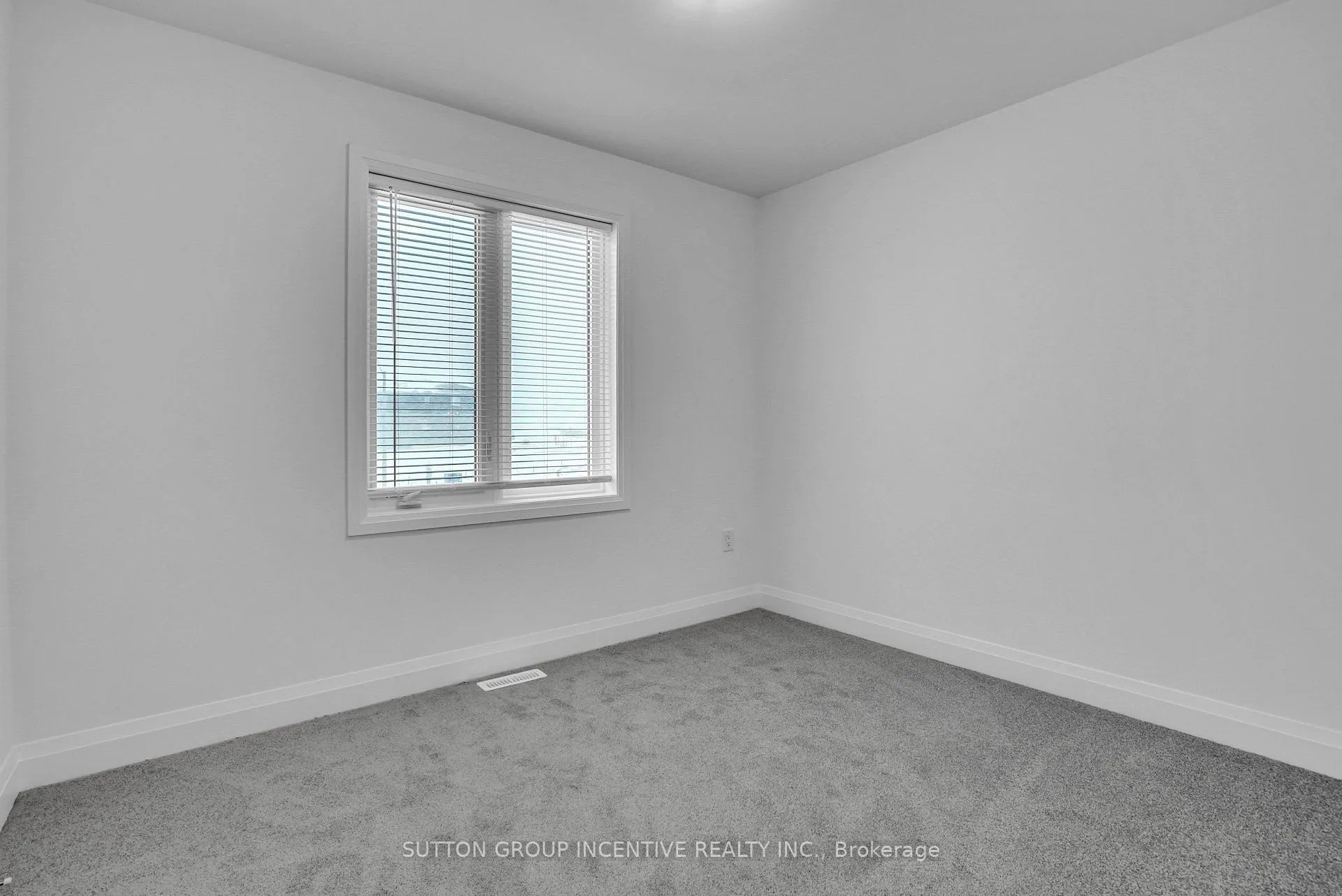 Photo 19 of Unit 1, 3 Ranch Terrace, Barrie, Rural Barrie Southeast — HOMEH