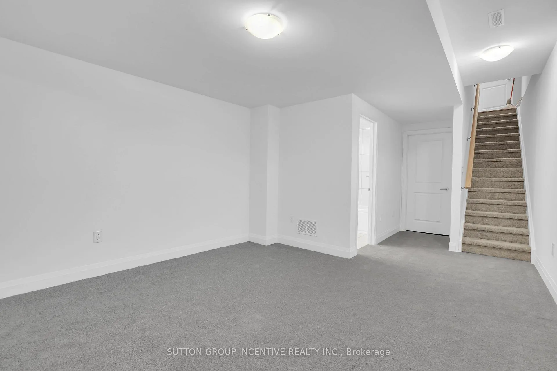 Photo 25 of Unit 1, 3 Ranch Terrace, Barrie, Rural Barrie Southeast — HOMEH