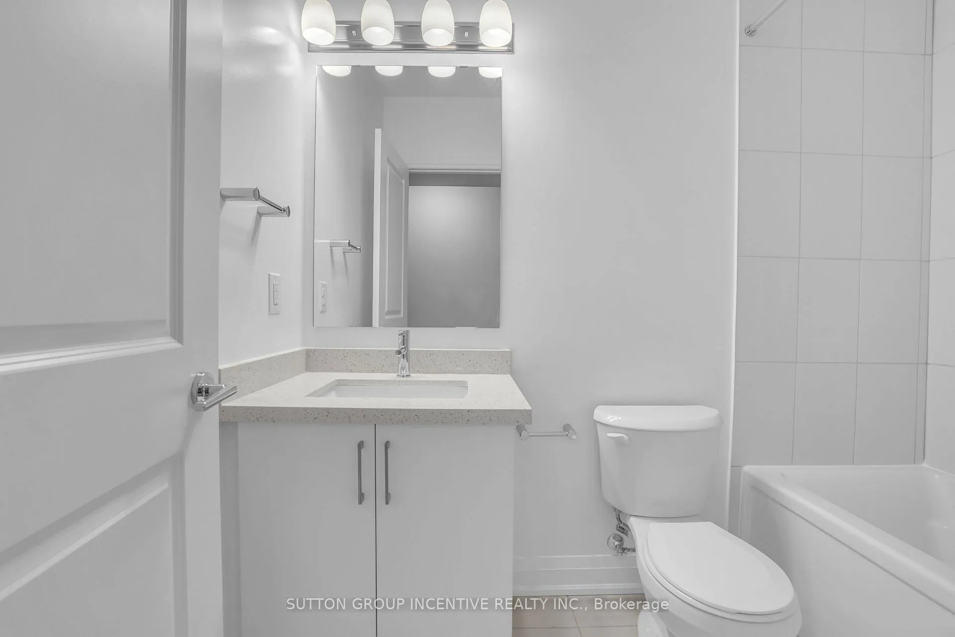 Photo 29 of Unit 1, 3 Ranch Terrace, Barrie, Rural Barrie Southeast — HOMEH