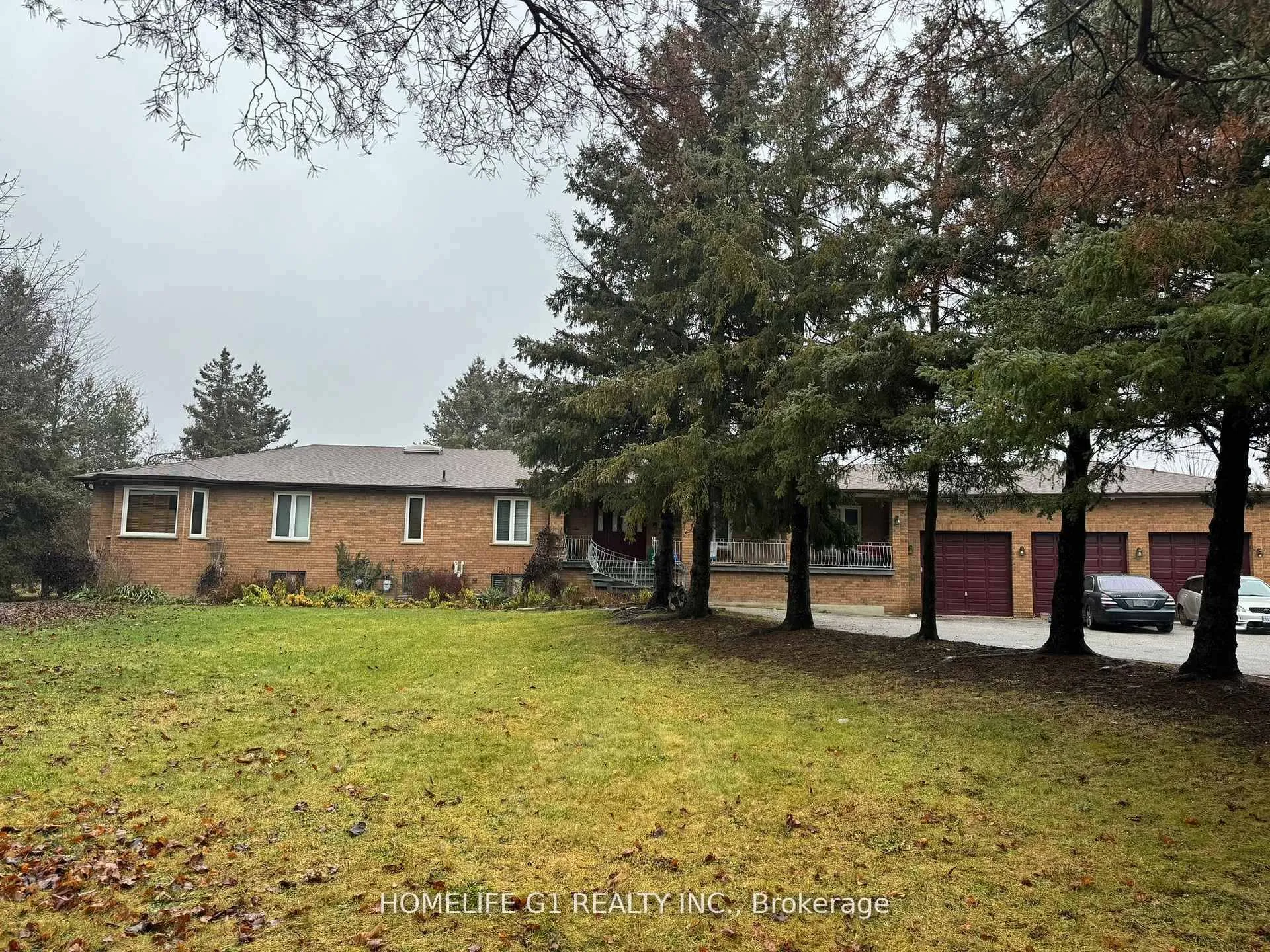 Photo 2 of 8 Rosegarden Drive, Brampton, Toronto Gore Rural Estate — HOMEH