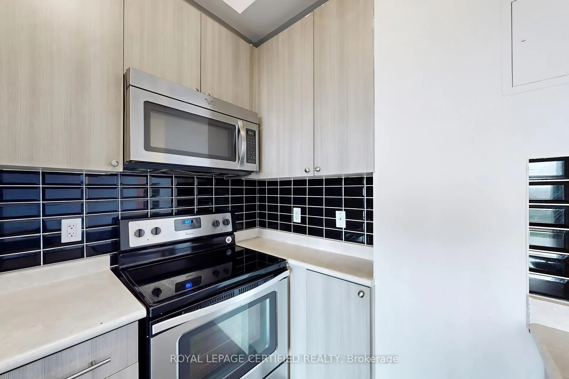 Photo 21 of Unit 711, 55 Yorkland Boulevard, Brampton, Goreway Drive Corridor — HOMEH