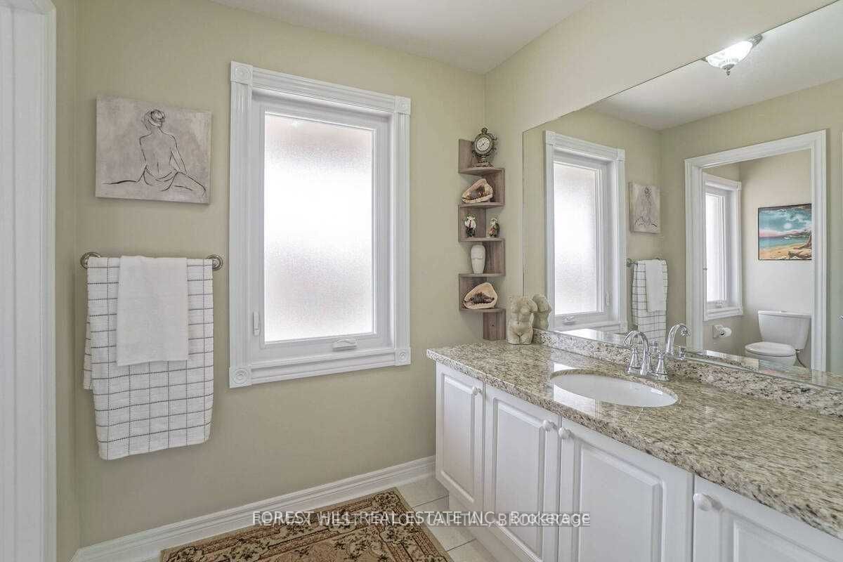 Photo 48 of 2 Reindeer Crescent N, Vaughan, Vellore Village — HOMEH