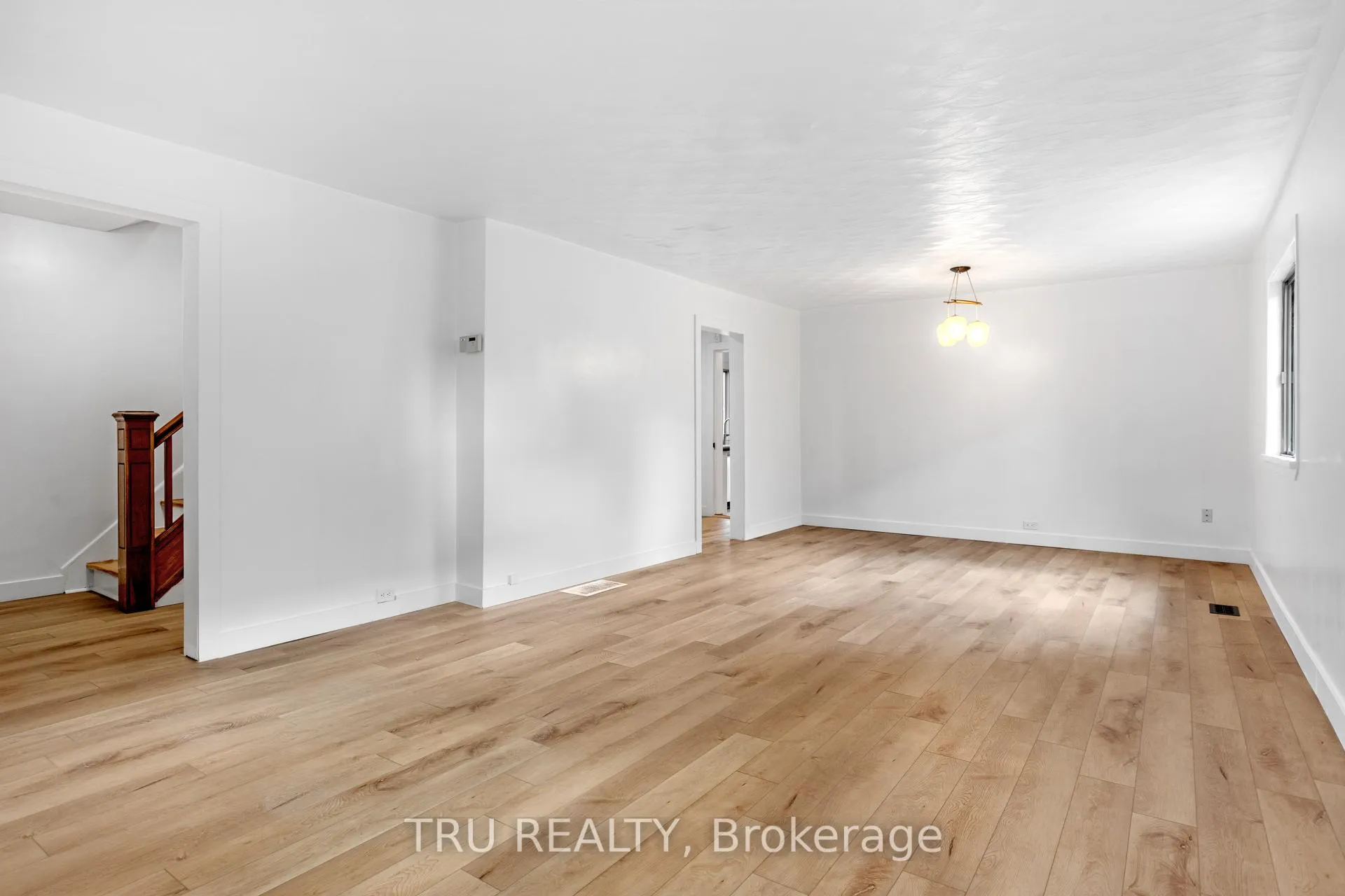 Photo 140 of Unit 1, 2235 Webster Avenue, Ottawa, Alta Vista — HOMEH