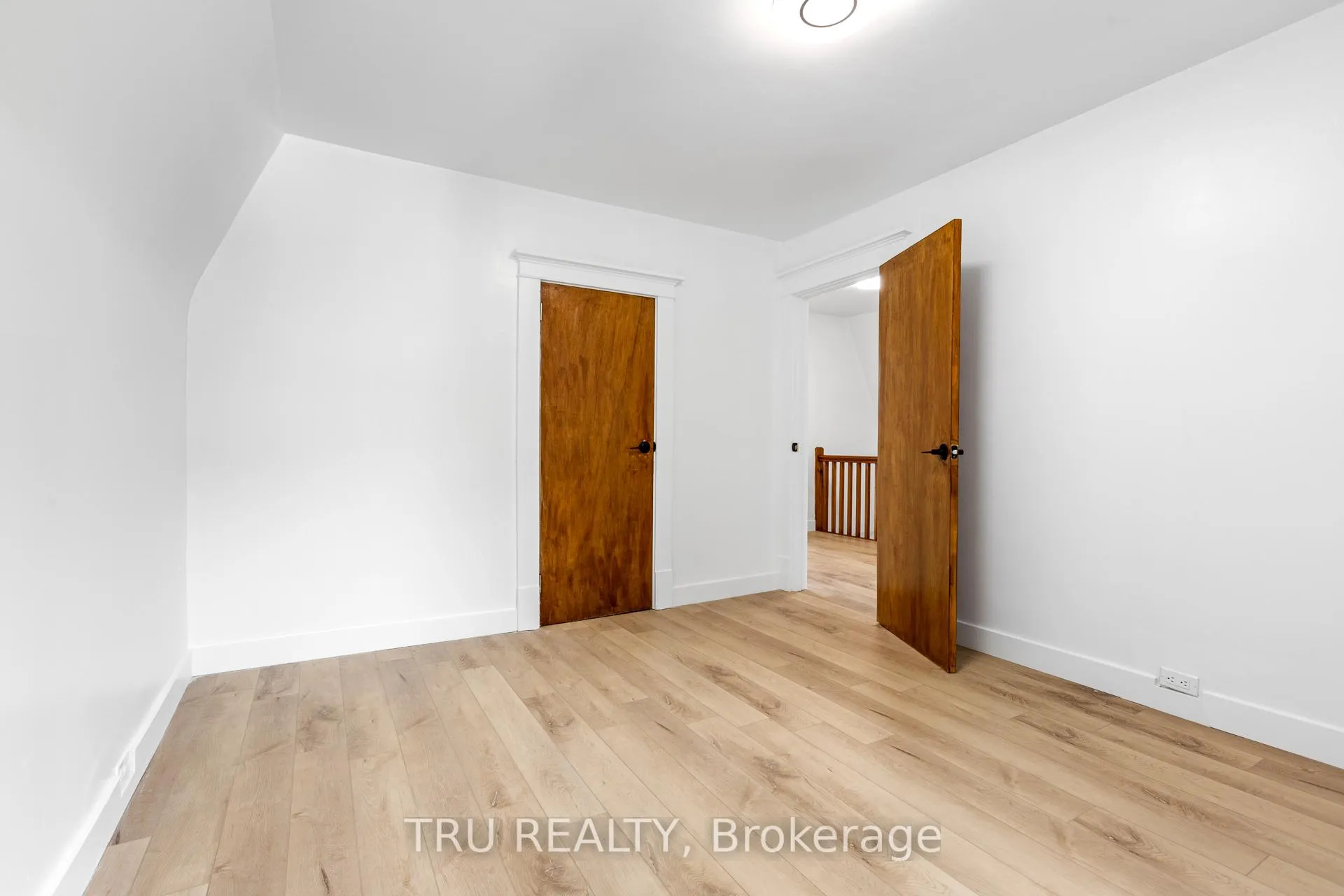 Photo 232 of Unit 1, 2235 Webster Avenue, Ottawa, Alta Vista — HOMEH
