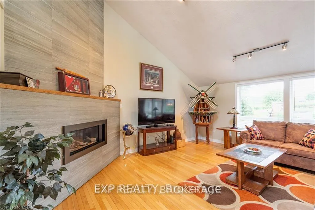 Photo 9 of 9680 Plank Road, Bayham, Rural Bayham — HOMEH