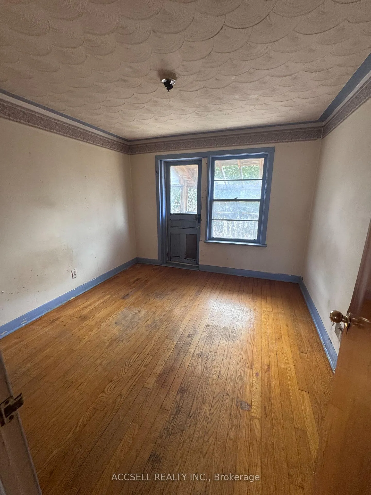 Photo 91 of 1122 Aldea Avenue, Ottawa, Billings Bridge — HOMEH