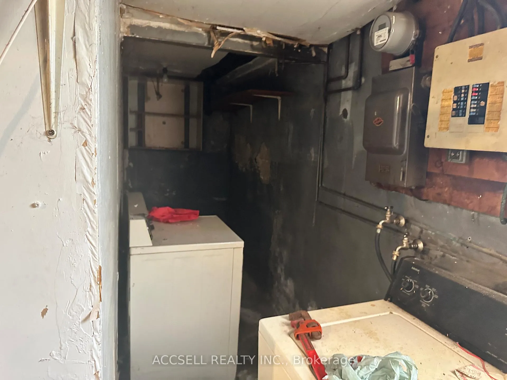 Photo 124 of 1122 Aldea Avenue, Ottawa, Billings Bridge — HOMEH