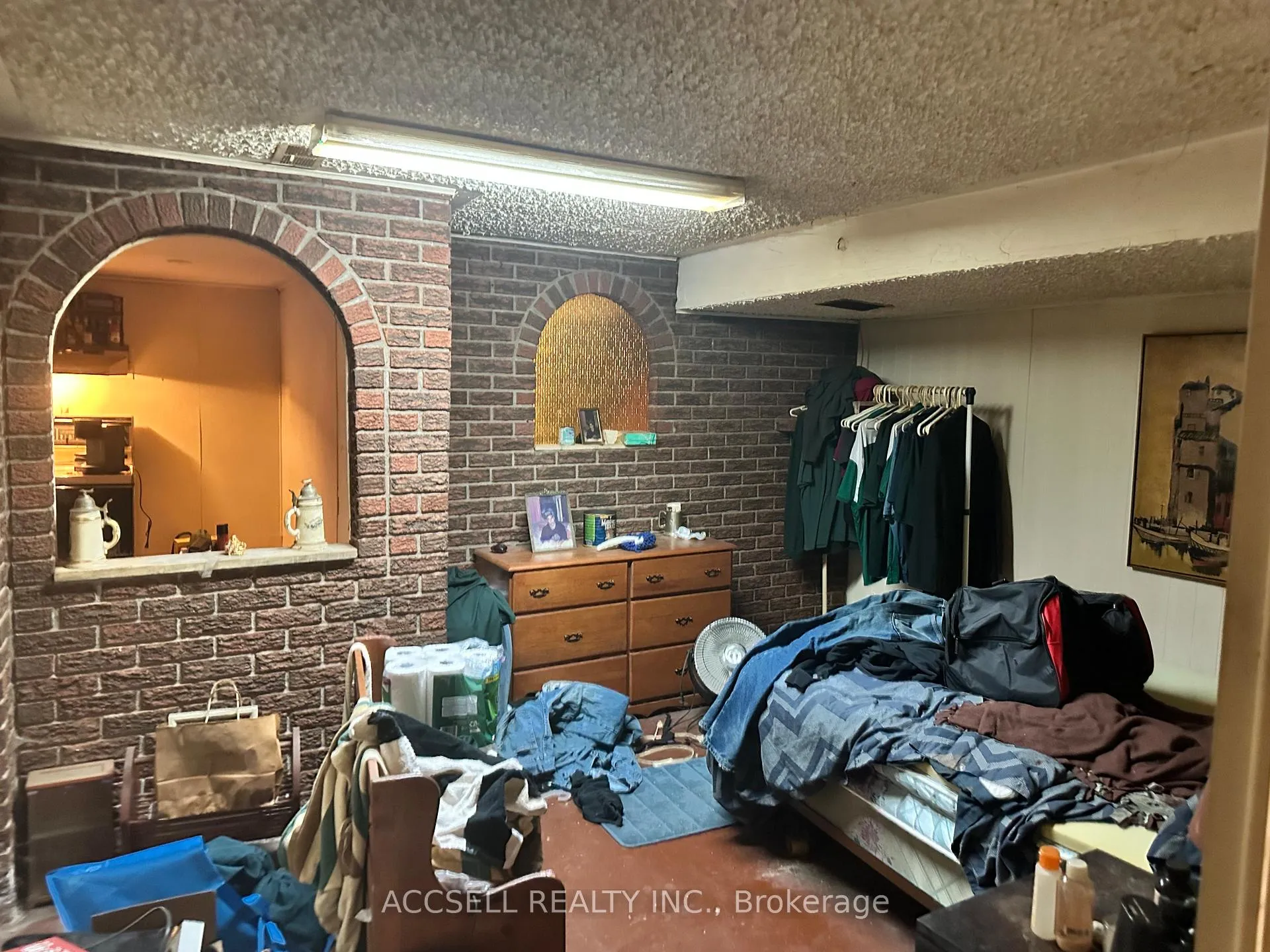 Photo 189 of 1122 Aldea Avenue, Ottawa, Billings Bridge — HOMEH