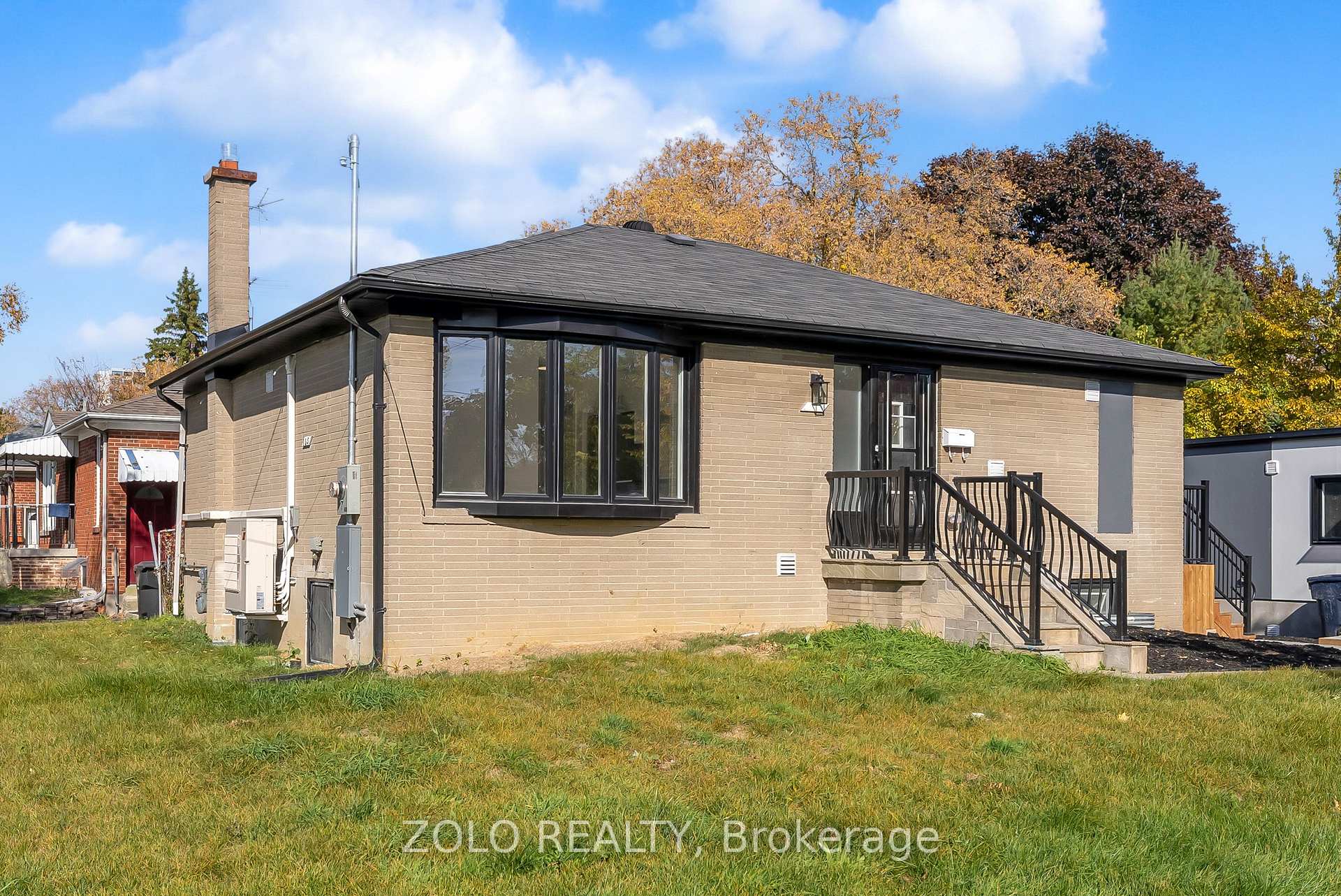Photo 1 of Unit Unit B, 105 Galloway Road, Scarborough, West Hill — HOMEH