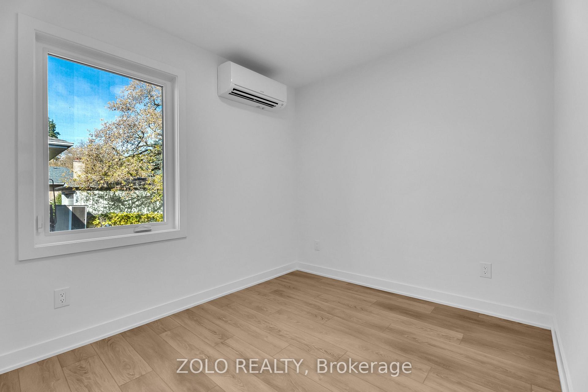 Photo 5 of Unit Unit B, 105 Galloway Road, Scarborough, West Hill — HOMEH