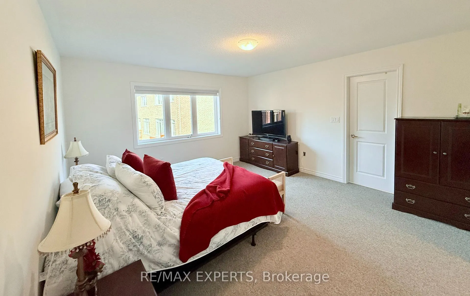 Photo 15 of 2229 Grainger Loop, Innisfil, Rural Innisfil — HOMEH