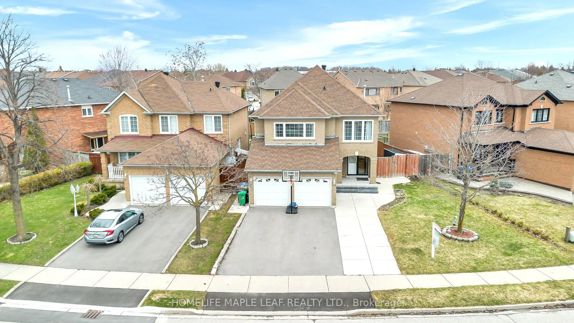 Photo 2 of 87 Softneedle Avenue, Brampton, Sandringham-Wellington — HOMEH