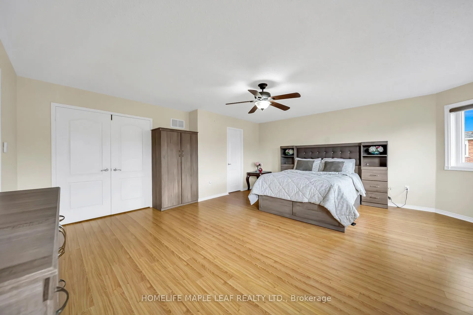Photo 28 of 87 Softneedle Avenue, Brampton, Sandringham-Wellington — HOMEH