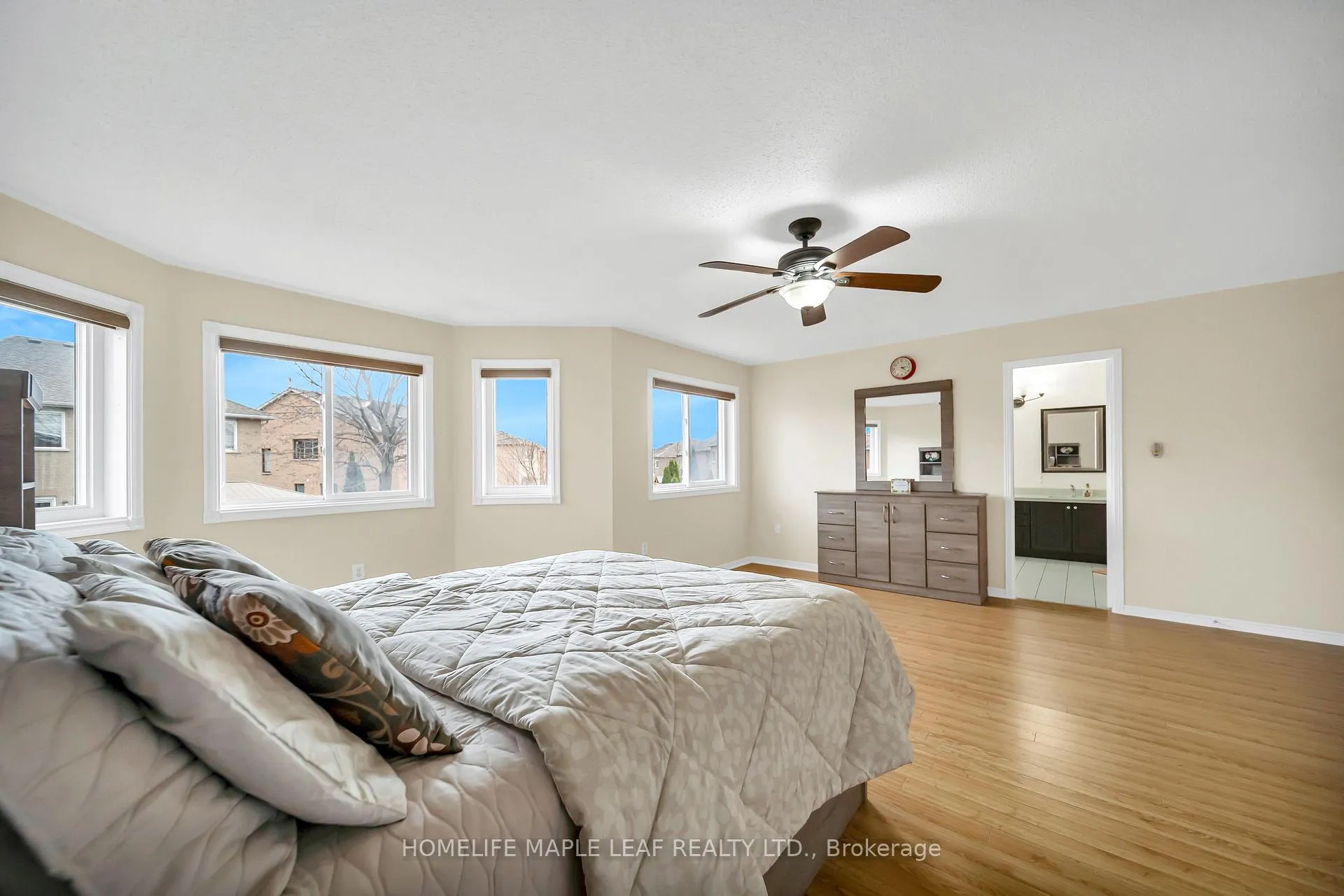 Photo 29 of 87 Softneedle Avenue, Brampton, Sandringham-Wellington — HOMEH