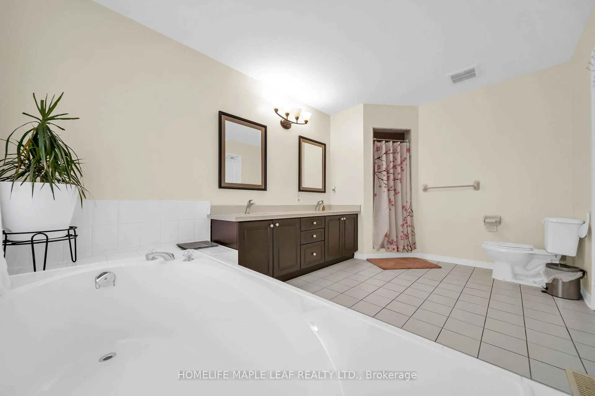Photo 31 of 87 Softneedle Avenue, Brampton, Sandringham-Wellington — HOMEH