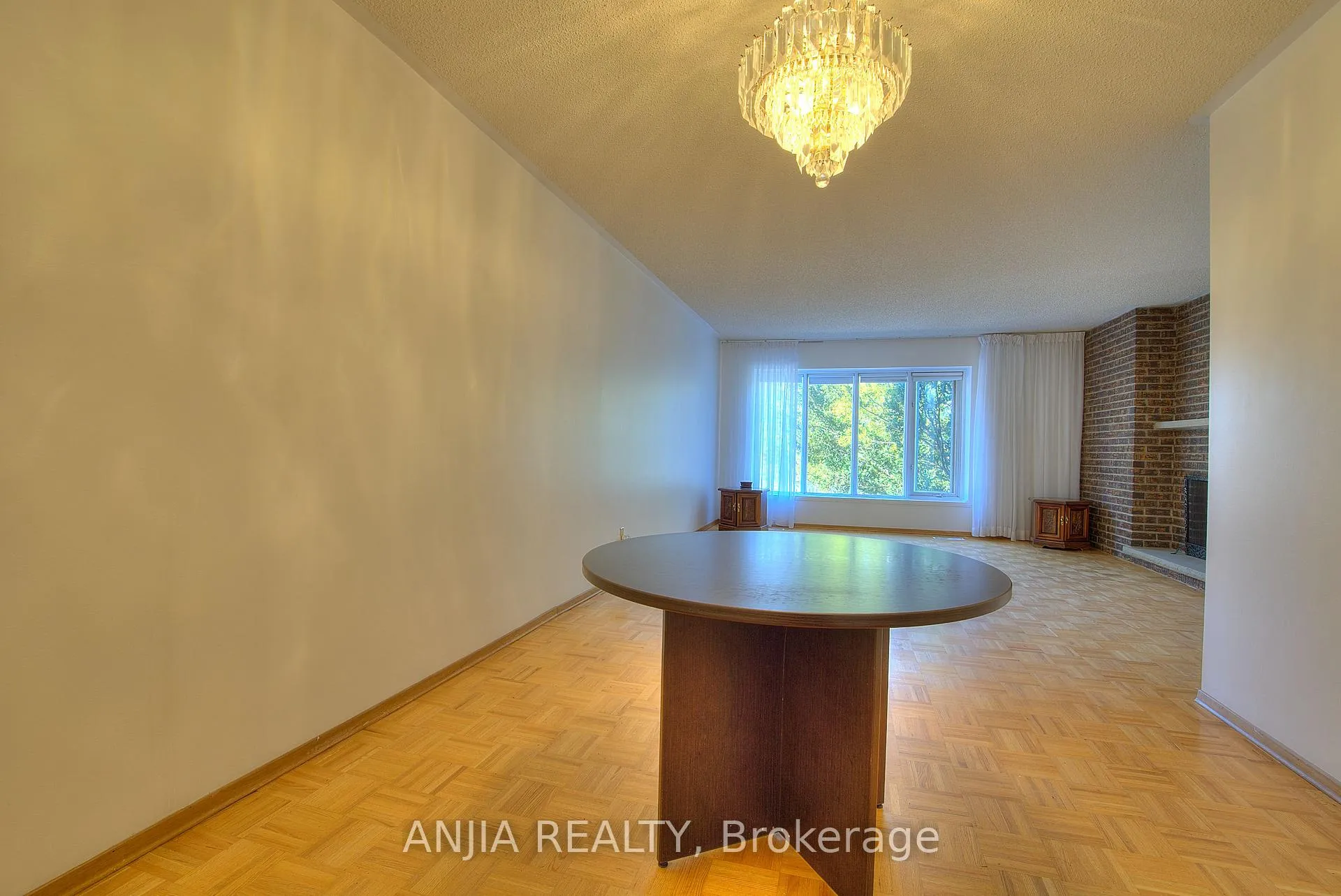 Photo 7 of Unit Cres, 128 Loganberry Crescent, North York, Hillcrest Village — HOMEH
