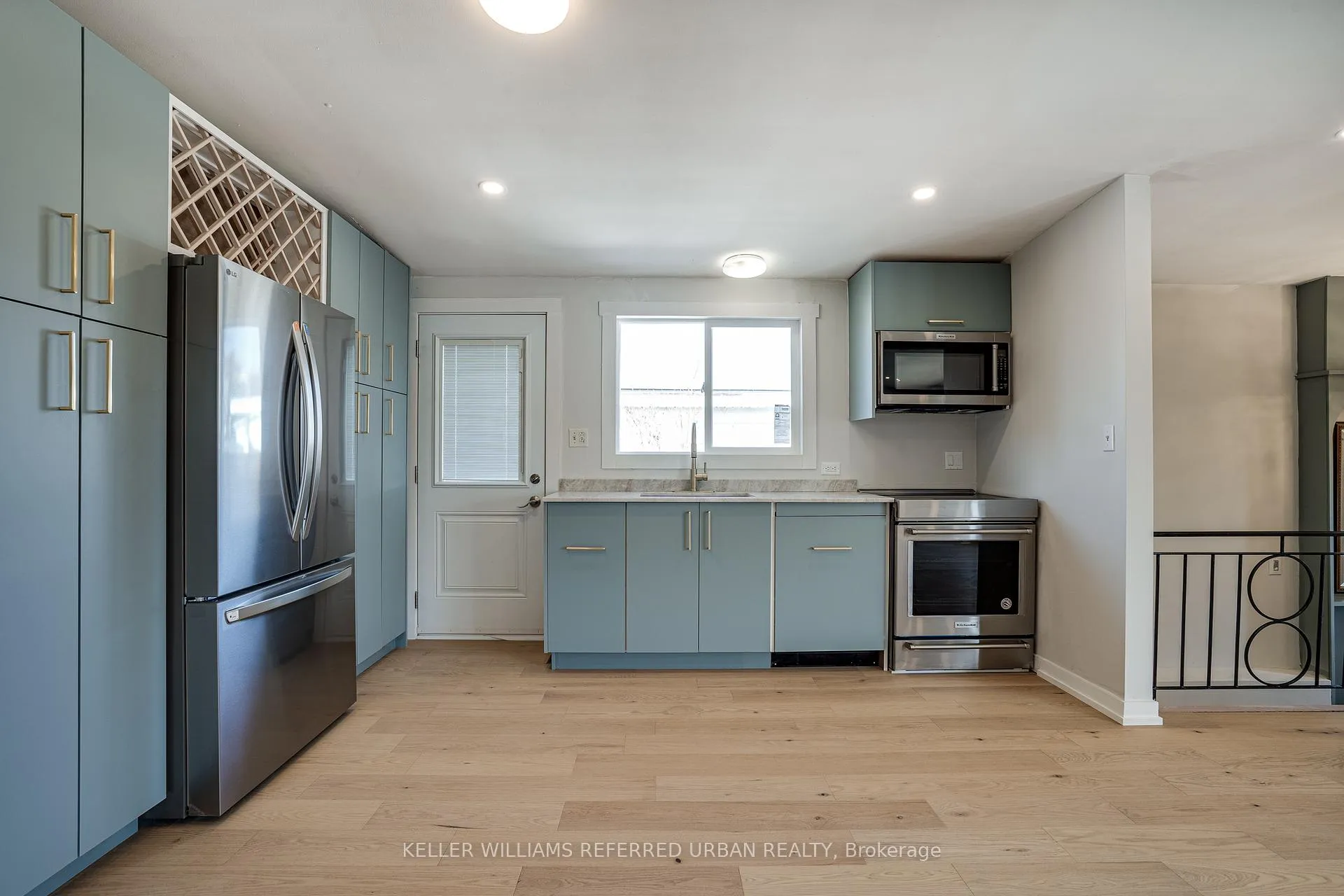 Photo 8 of 60 Fielding Crescent, Hamilton, Lawfield — HOMEH