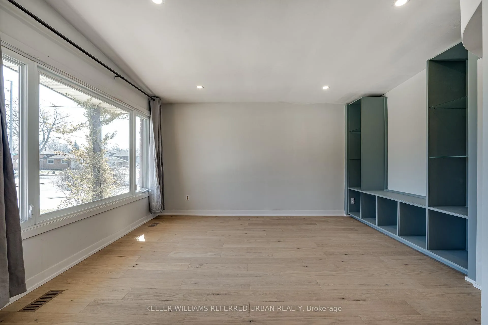 Photo 16 of 60 Fielding Crescent, Hamilton, Lawfield — HOMEH