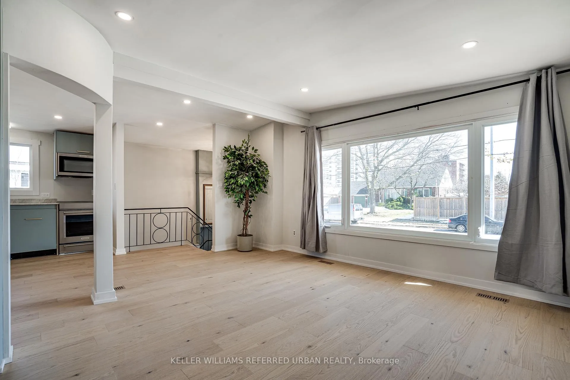 Photo 20 of 60 Fielding Crescent, Hamilton, Lawfield — HOMEH