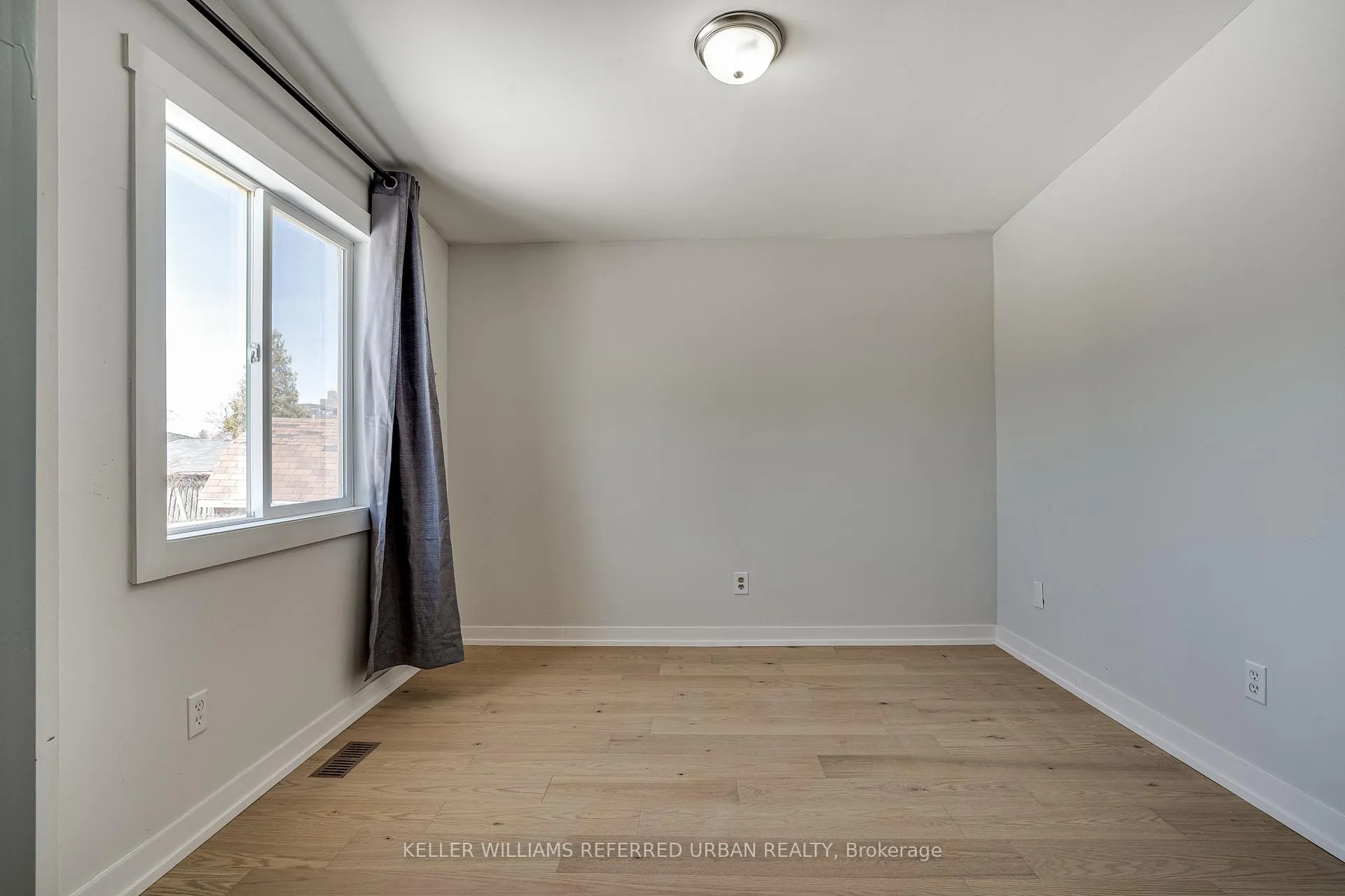 Photo 24 of 60 Fielding Crescent, Hamilton, Lawfield — HOMEH