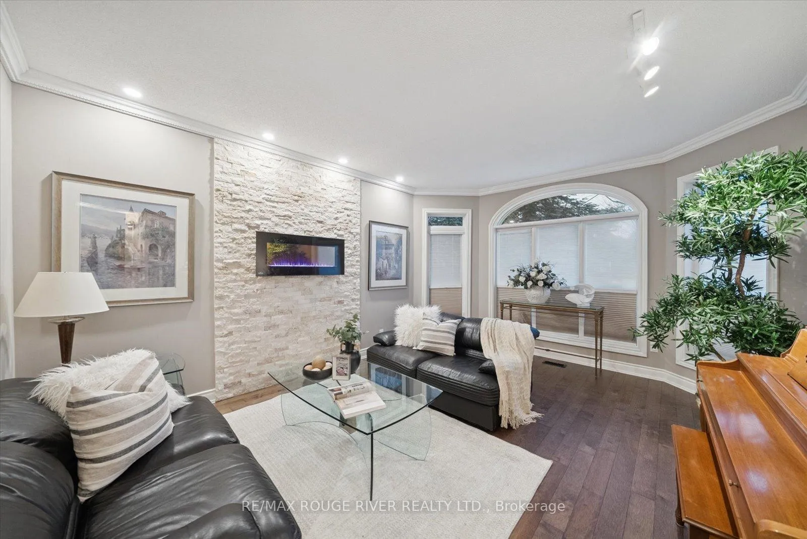 Photo 4 of 25 Sayor Drive, Ajax, Central West — HOMEH