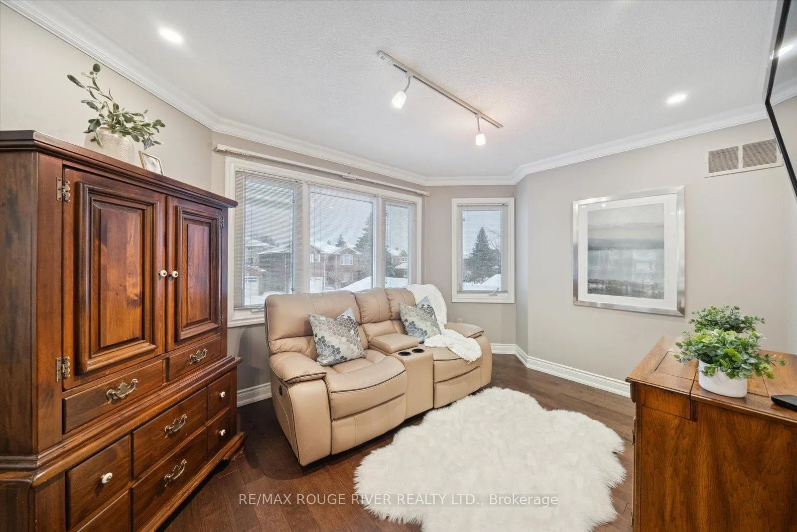 Photo 15 of 25 Sayor Drive, Ajax, Central West — HOMEH