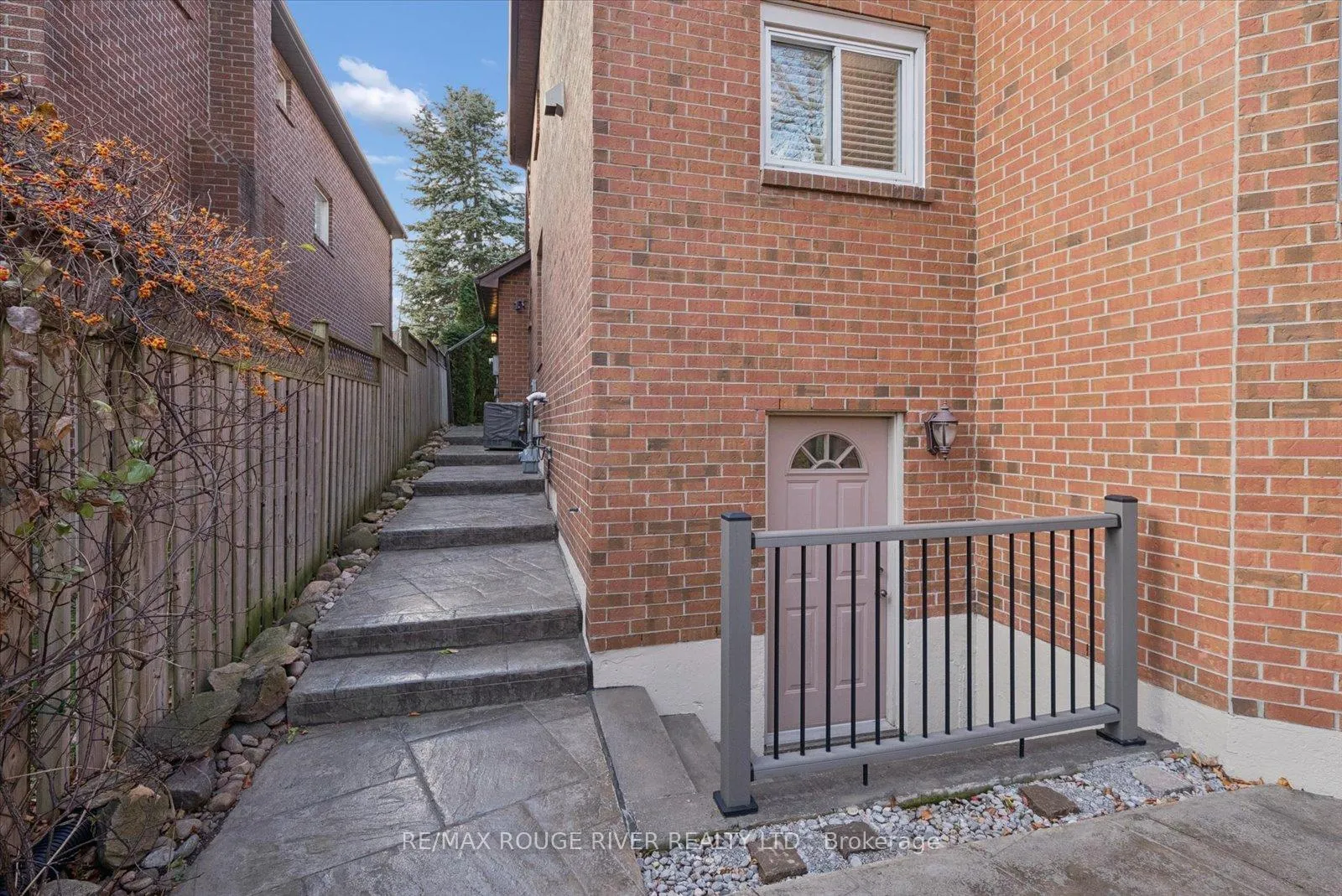 Photo 30 of 25 Sayor Drive, Ajax, Central West — HOMEH